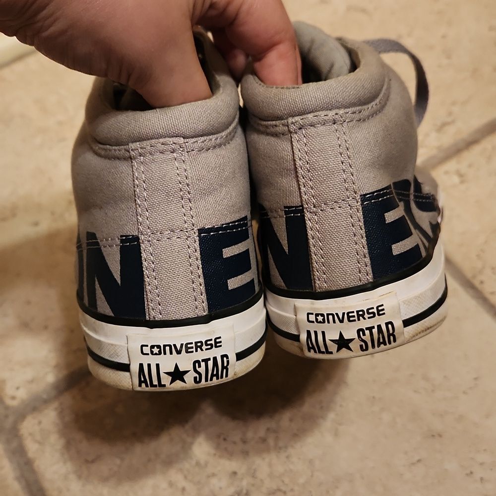 Converse CTAs Gray Hi Top Sneakers w/ Lettering Men's 10 Women's 12 - Picture 5 of 11